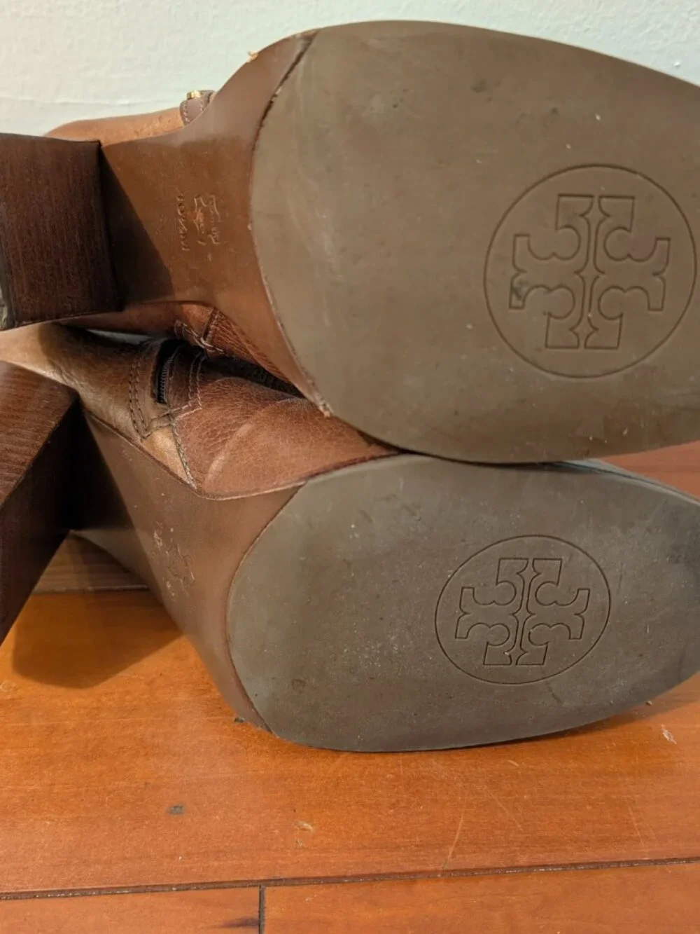 Tory Burch Women’s Brown Leather Ankle Boots – Size 10